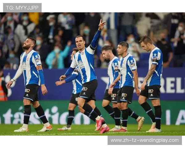 西班牙人西甲联赛:西班牙人足球俱乐部在西甲联赛中的表现与历程